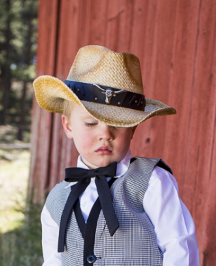 Cowboy Hat in Straw w Longhorn Hat Band
