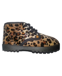 **Blow-Out Sale** Boy/Girl Leopard Plush Baby Shoes